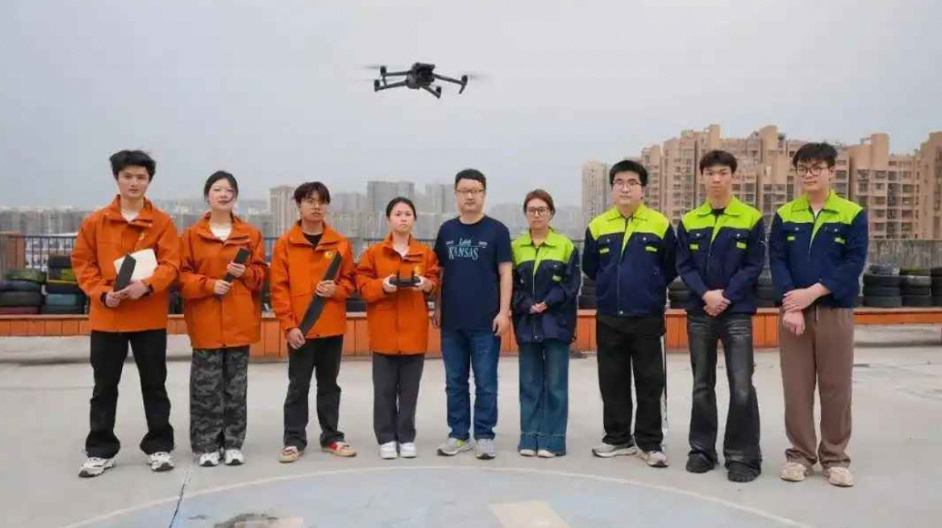 1759732096873614.png image.png