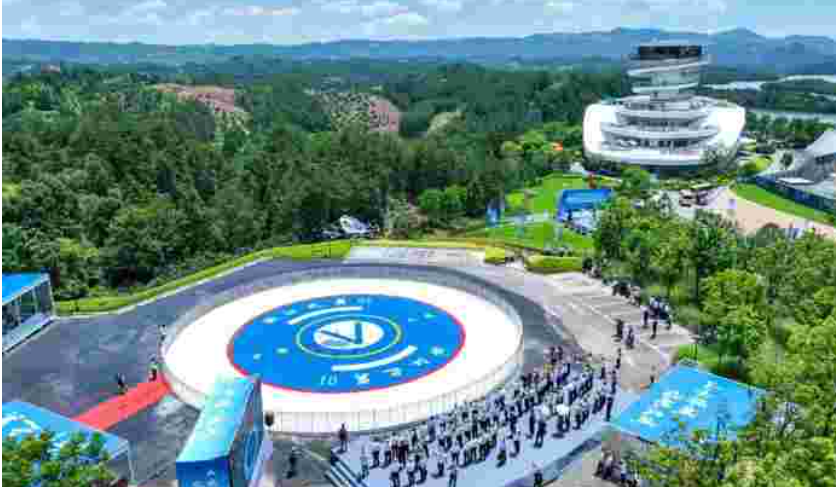 1760427152604929.png image.png