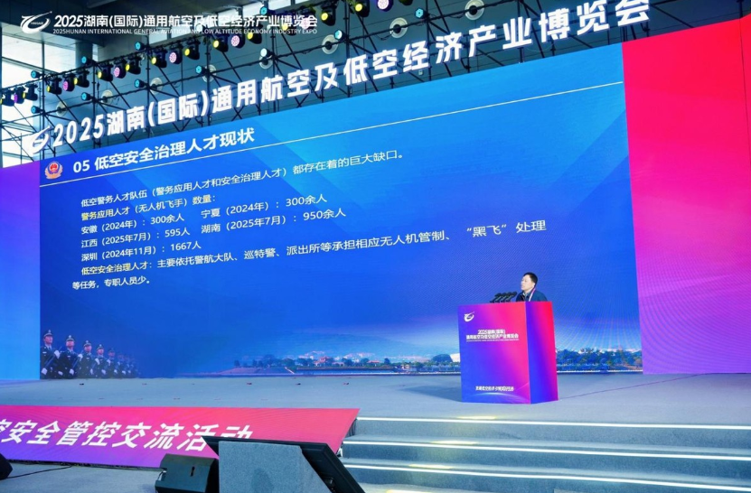 1764035304335680.png image.png